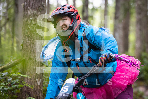 CR6_7659